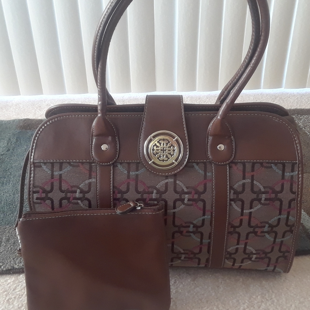 Brown Leather Embroidered Handbag with Cosmetic Bag